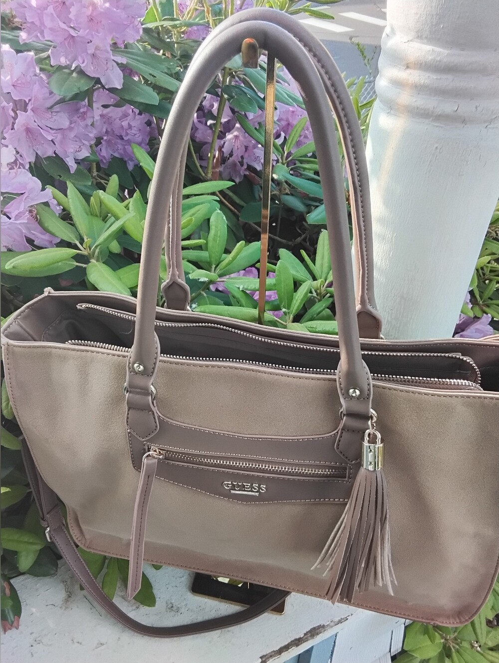 GUESS NWOT Taupe-Sand-Brown Tote with Tassel Accents Gold Tone Zipper